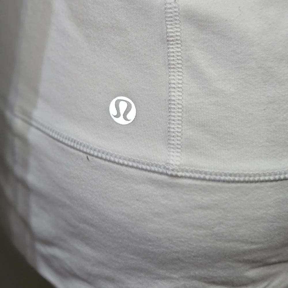 lululemon athletica stay stylish